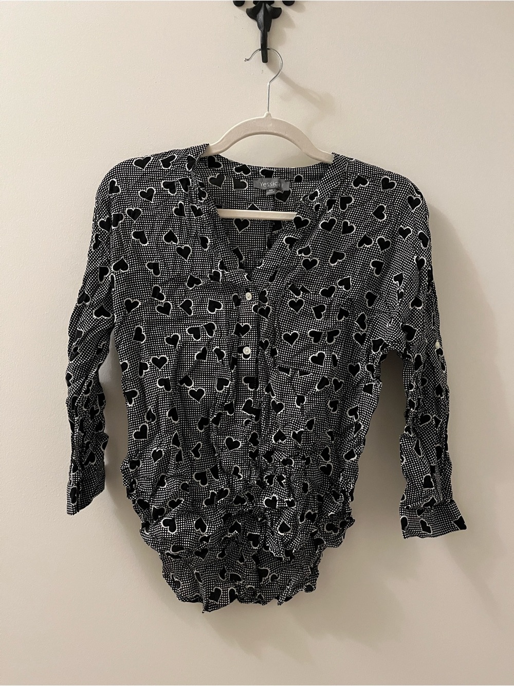 Black & White Heart-Print Button-Front Blouse